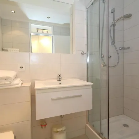Apartamento Haus-metropol-223 *